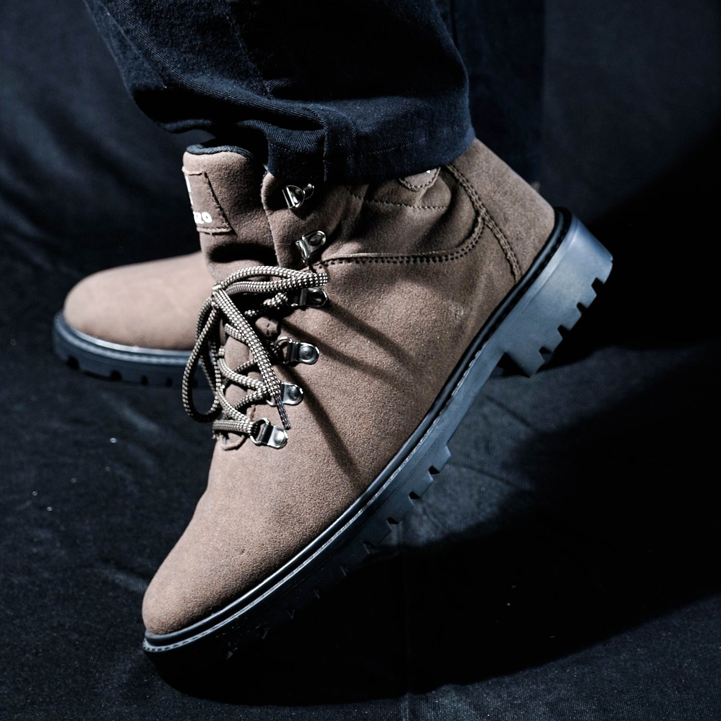 Viazo Ironstrite Boots